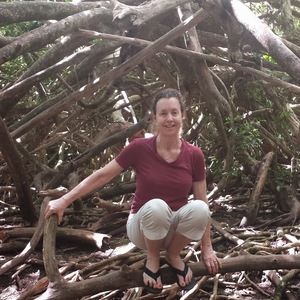 Meet your Posher, Holly